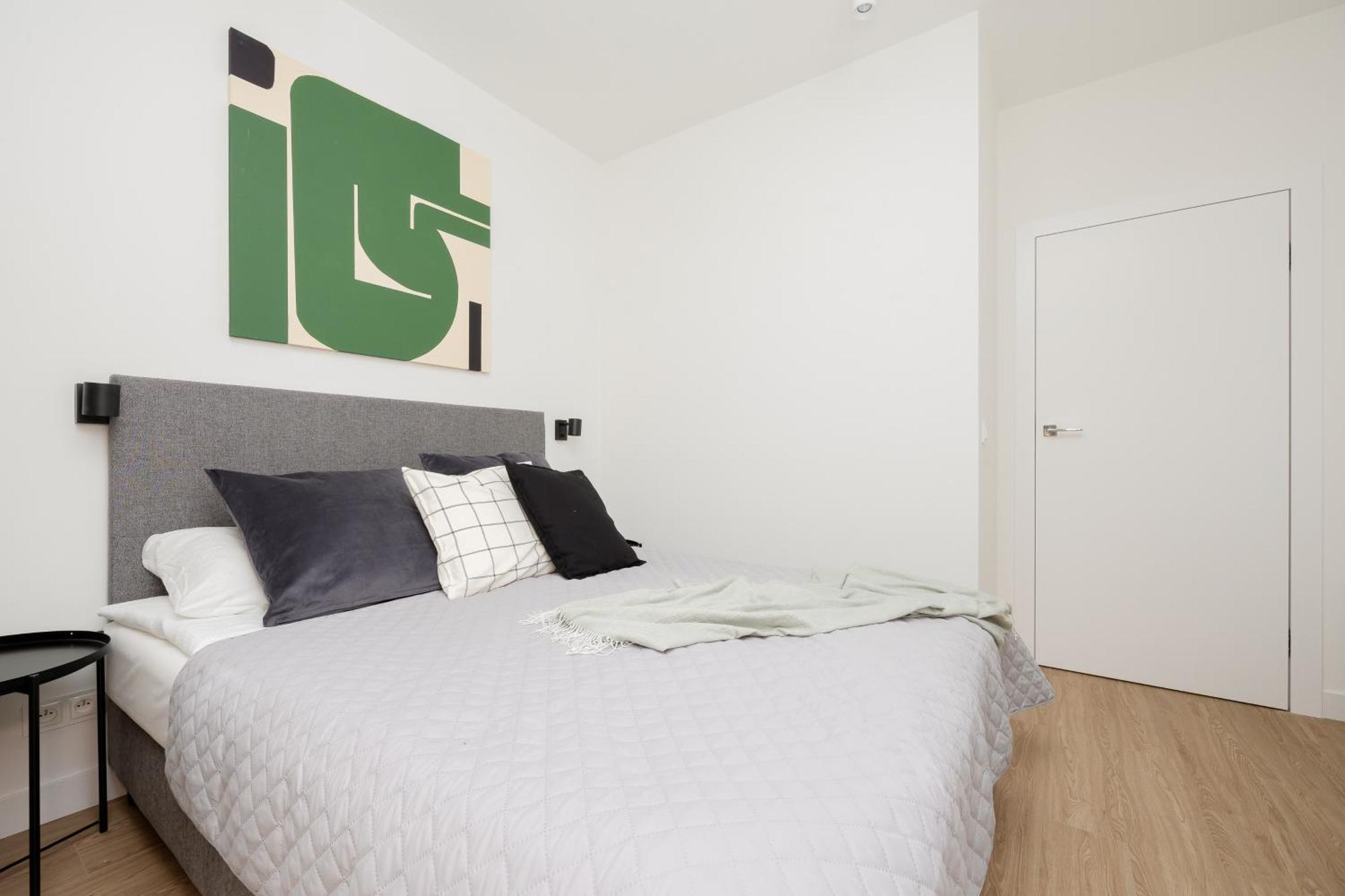 Domaniewska With Parking Mokotow By Renters Prestige Apartament