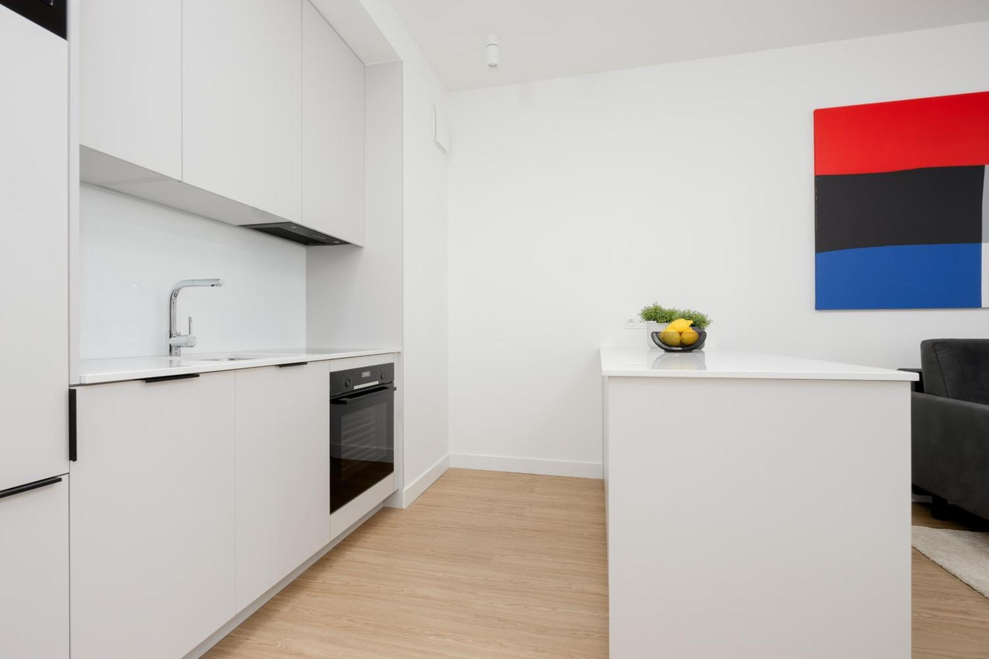 Domaniewska With Parking Mokotow By Renters Prestige Apartament *